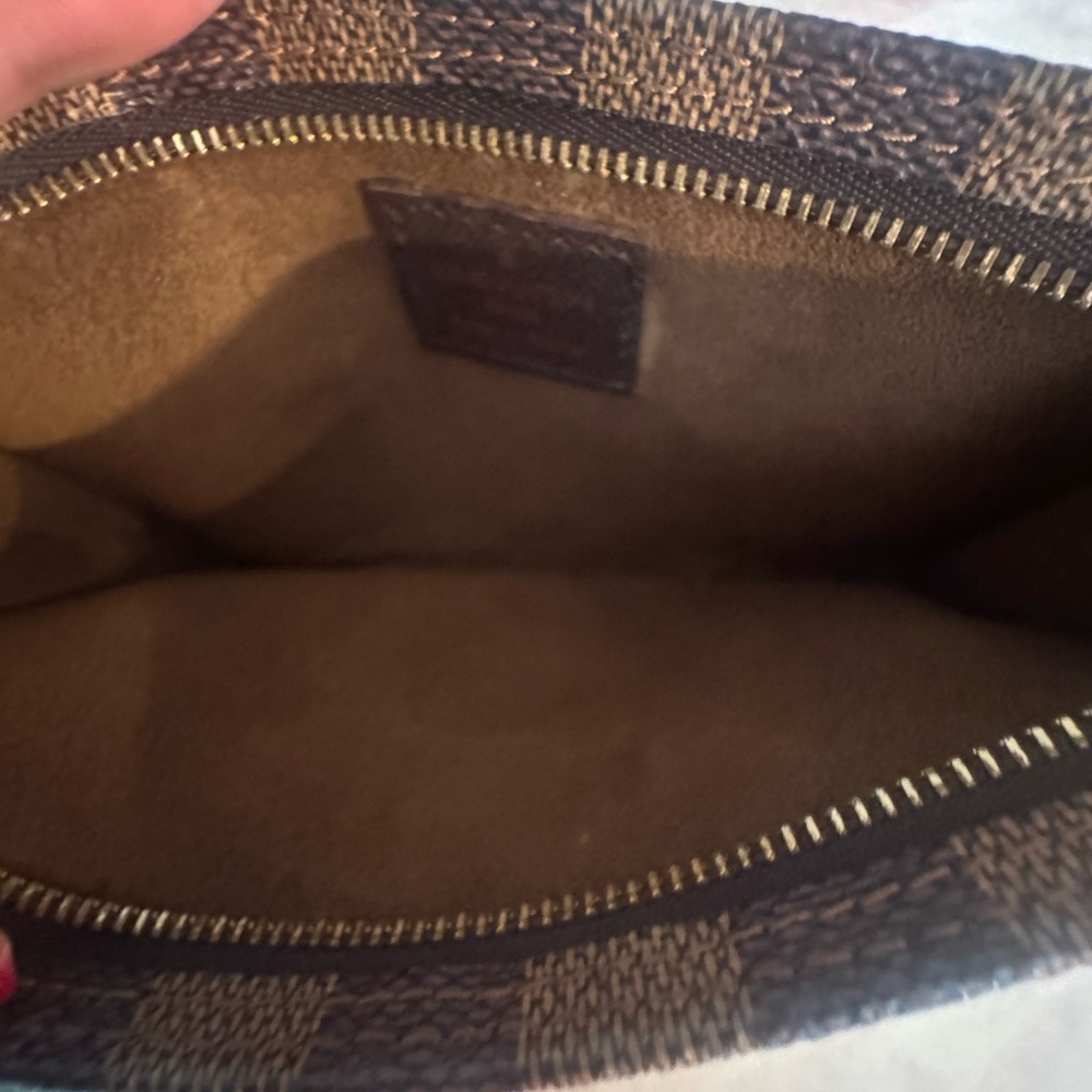 Louis Vuitton Demier Mini Pochette - Picture 5 of 13
